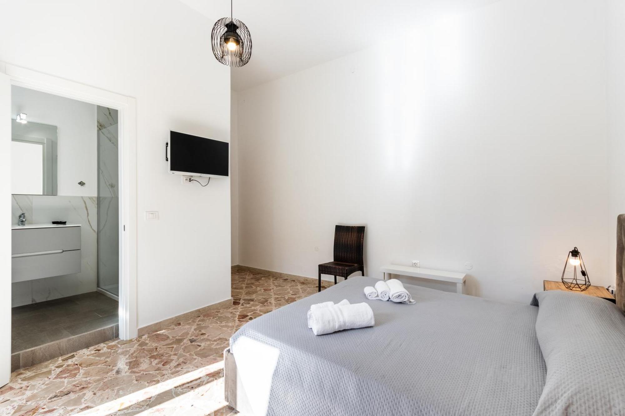 Le Torrette Rooms And Apartments 阿沃拉 外观 照片