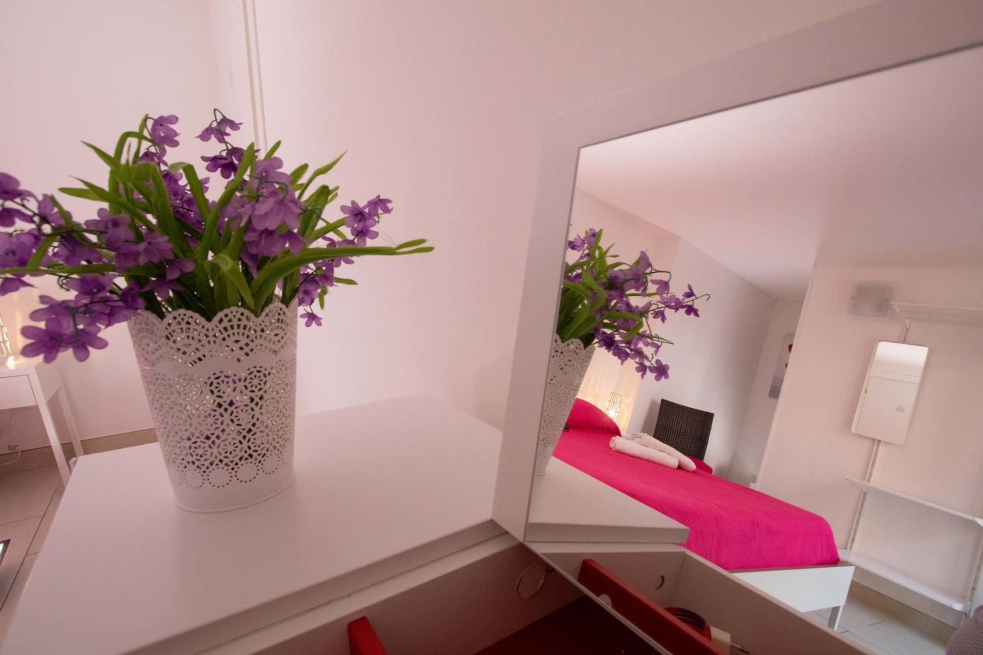 Le Torrette Rooms And Apartments 阿沃拉 外观 照片