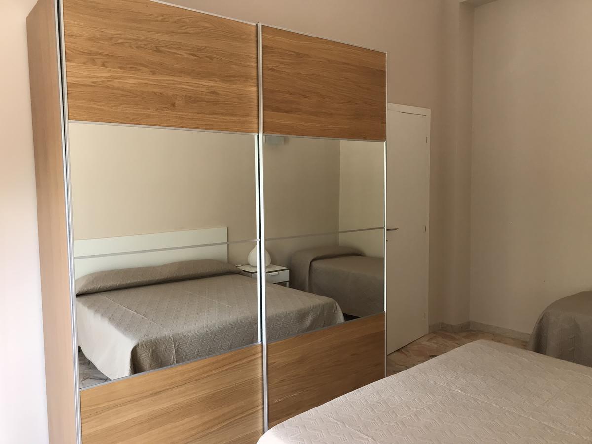 Le Torrette Rooms And Apartments 阿沃拉 外观 照片